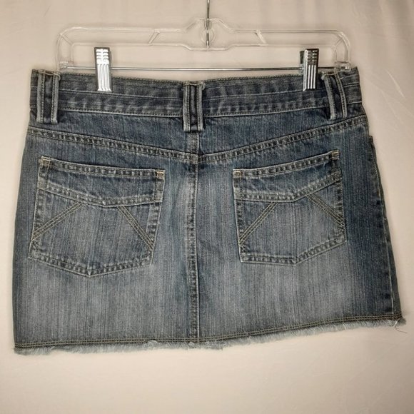 Old Navy Denim Mini Skirt Ultra Low Waist Raw Hem - Picture 4 of 4